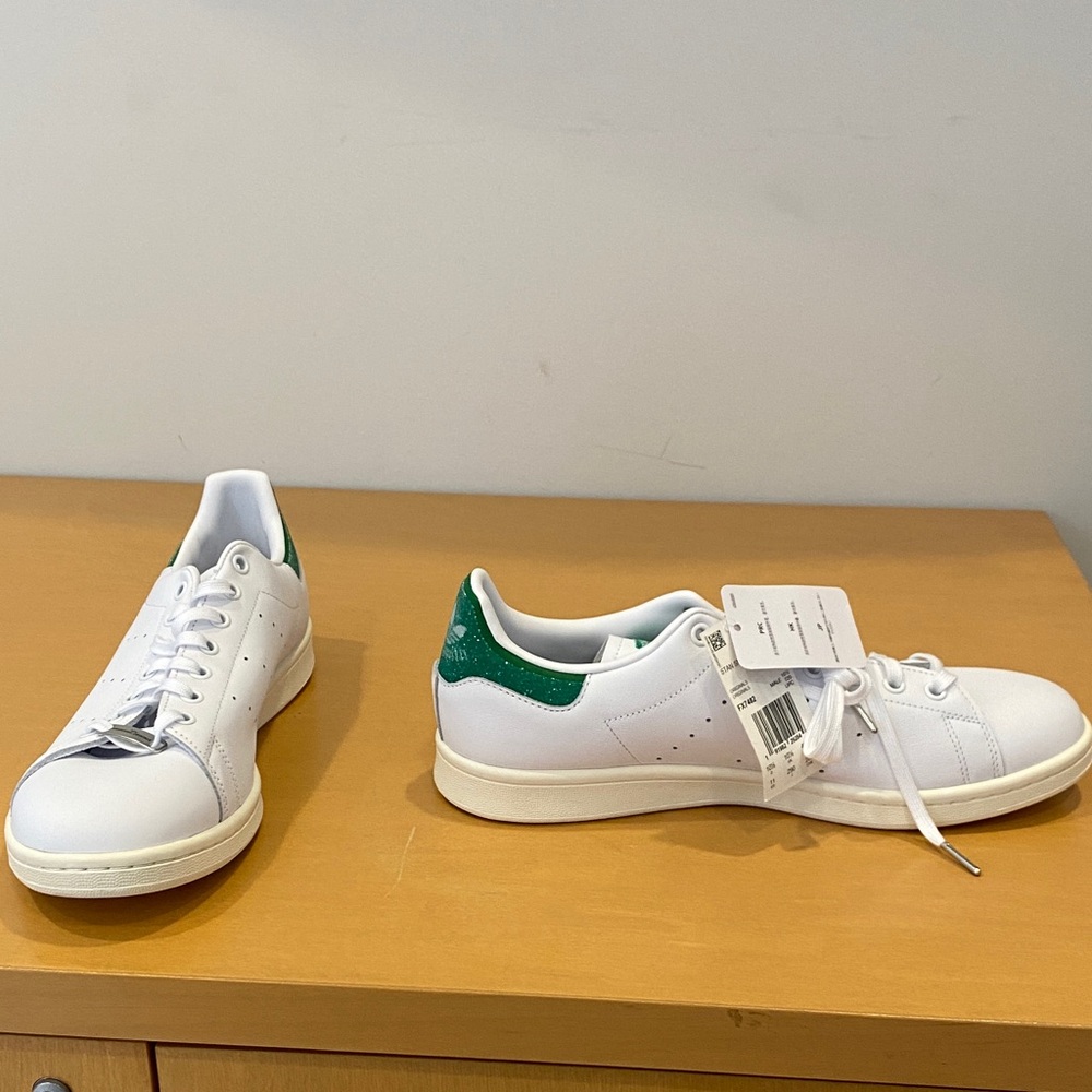 NWOB- Adidas White and Green Stan Smith/Swarovski Collab